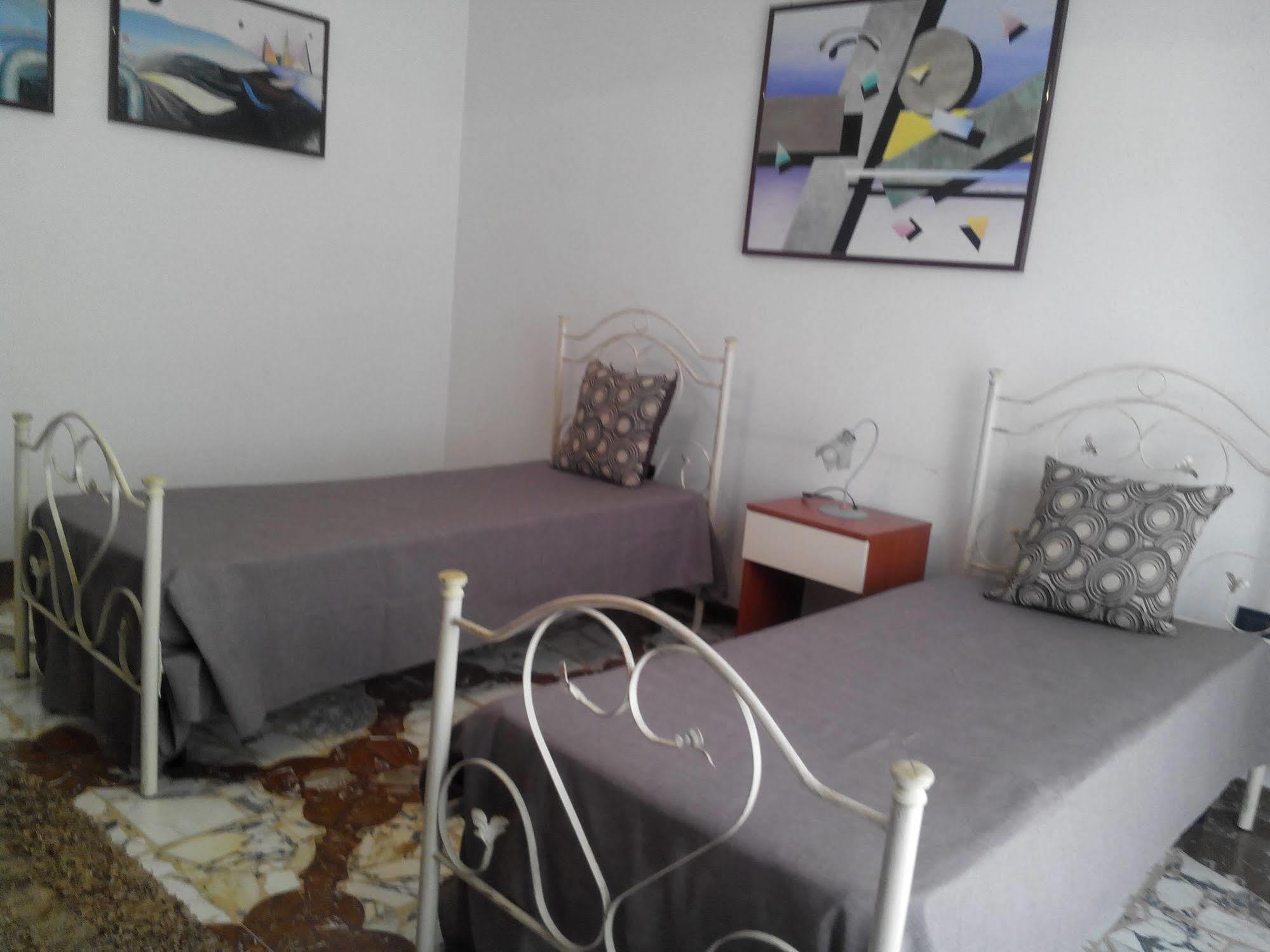 Il Giardino Delle Calendule B&B Solarino Dış mekan fotoğraf