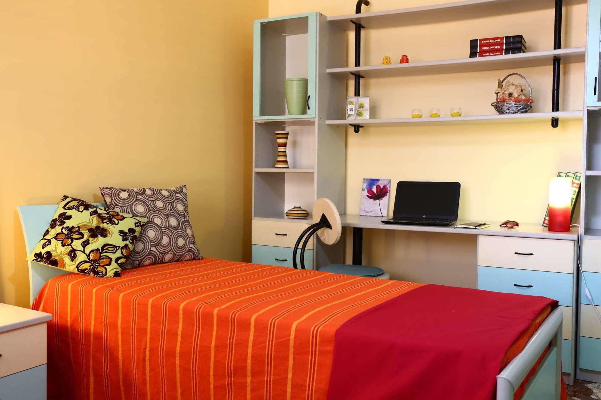 Il Giardino Delle Calendule B&B Solarino Dış mekan fotoğraf